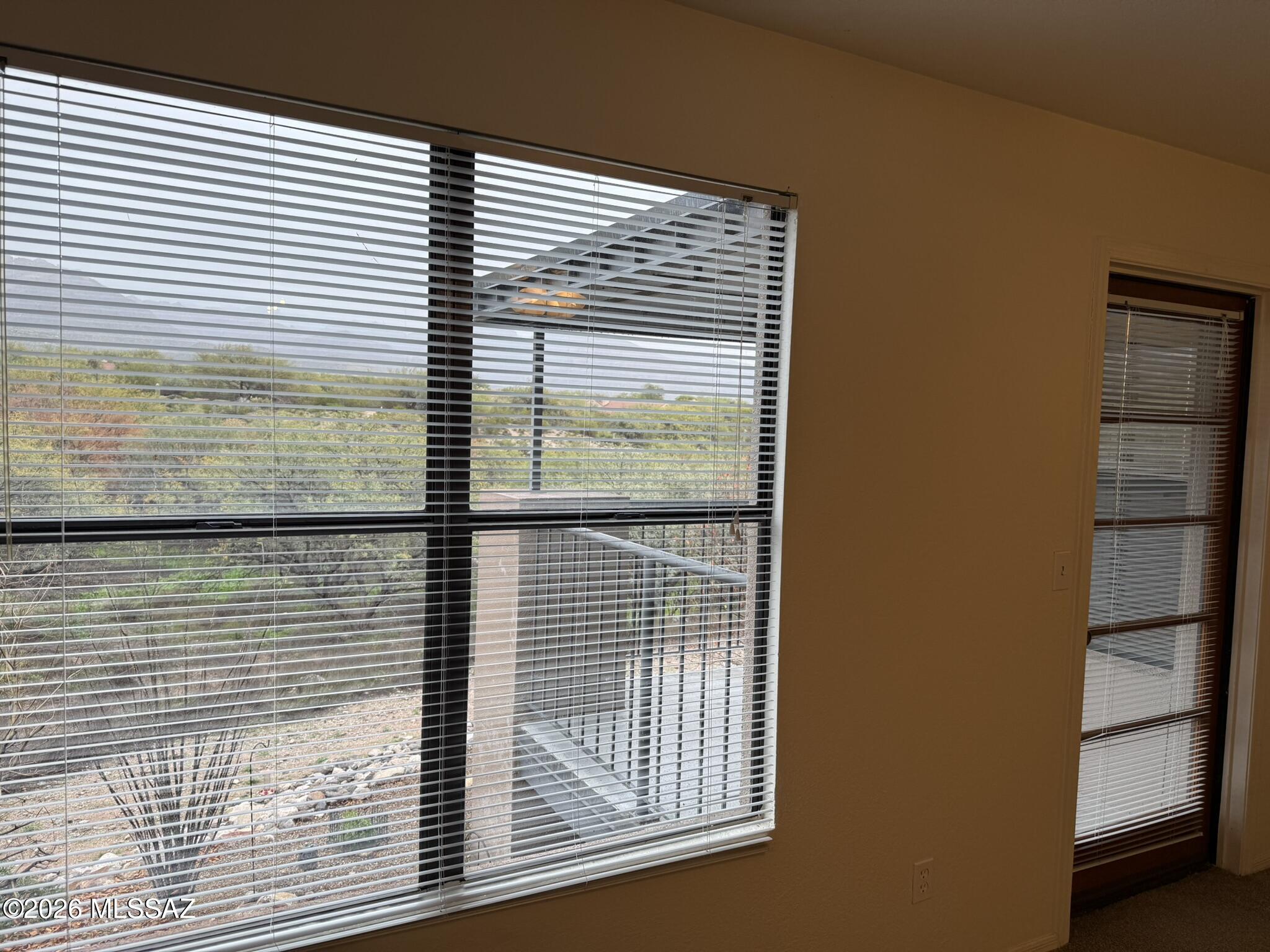 5800 N Kolb Road 6232