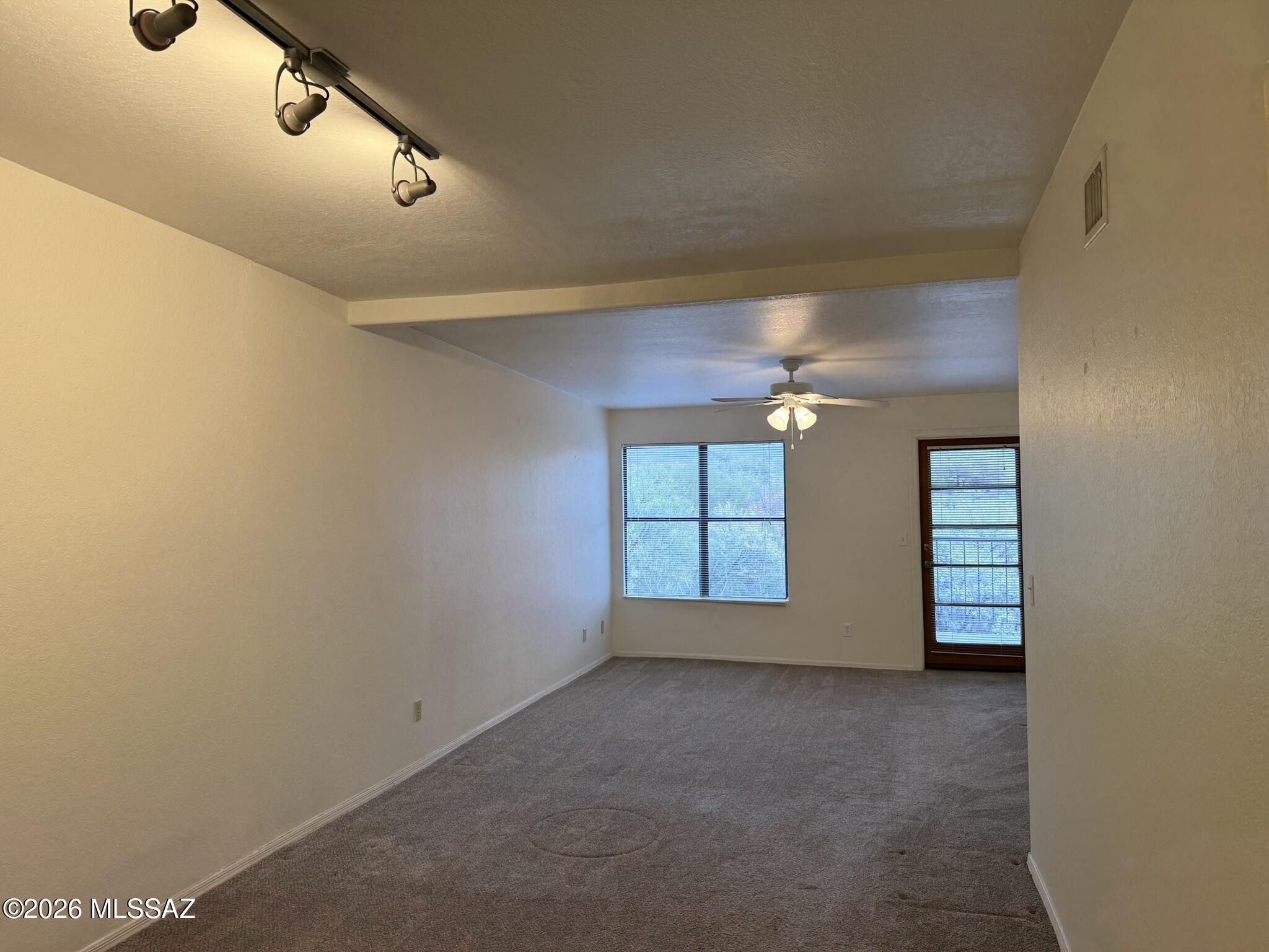 5800 N Kolb Road 6232