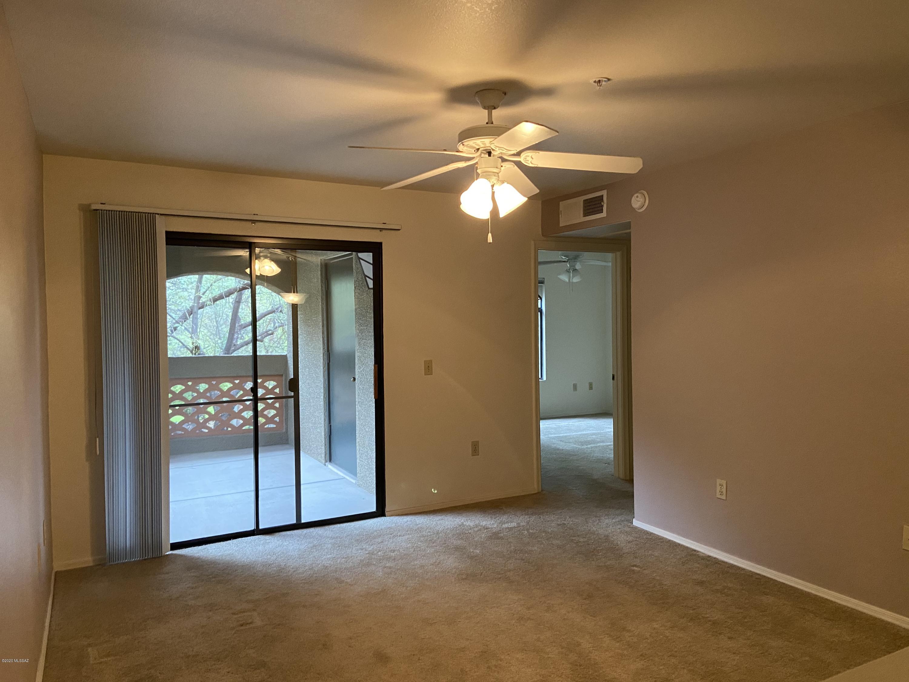 5751 N Kolb Road 7204