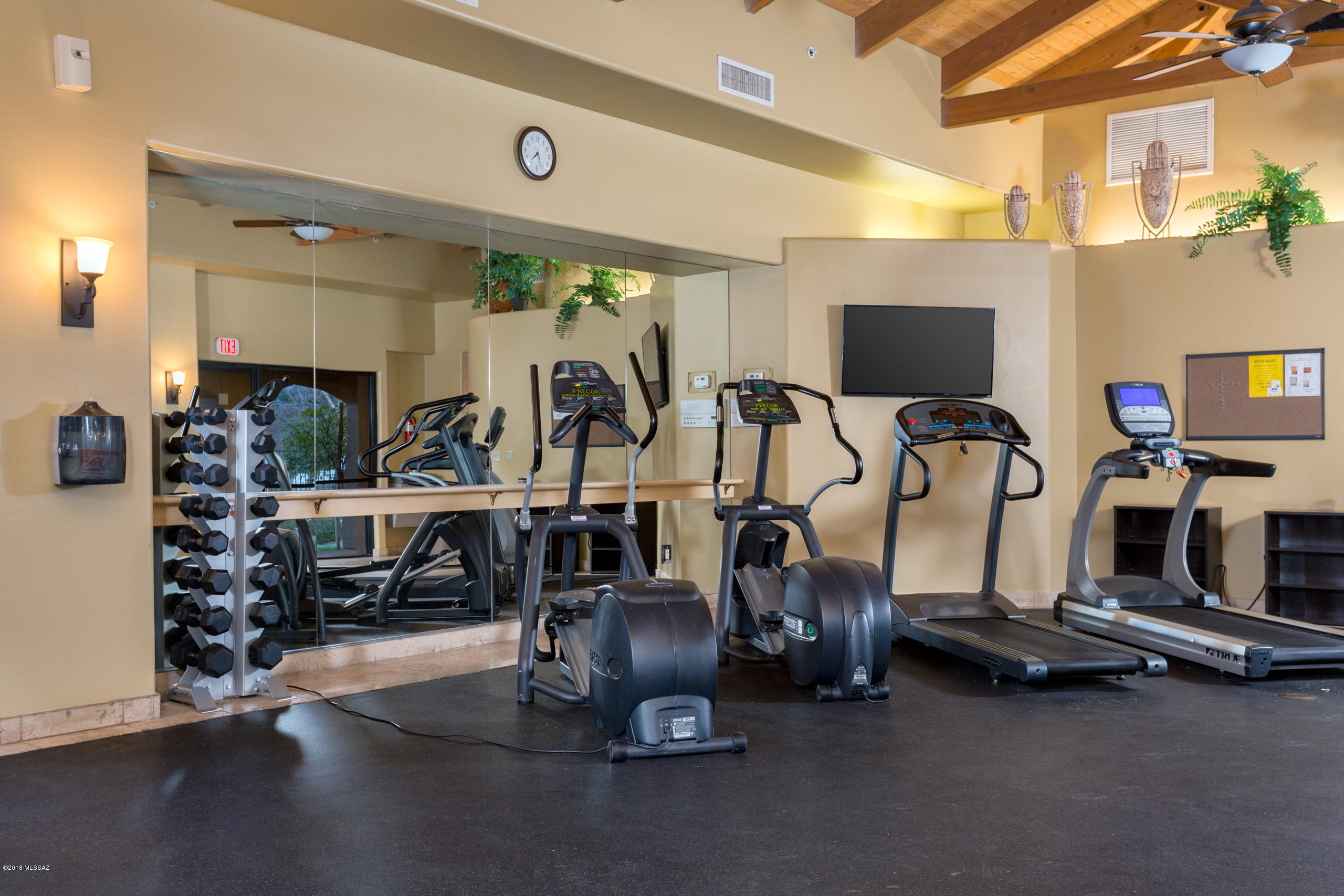 5751 N Kolb Road 28202