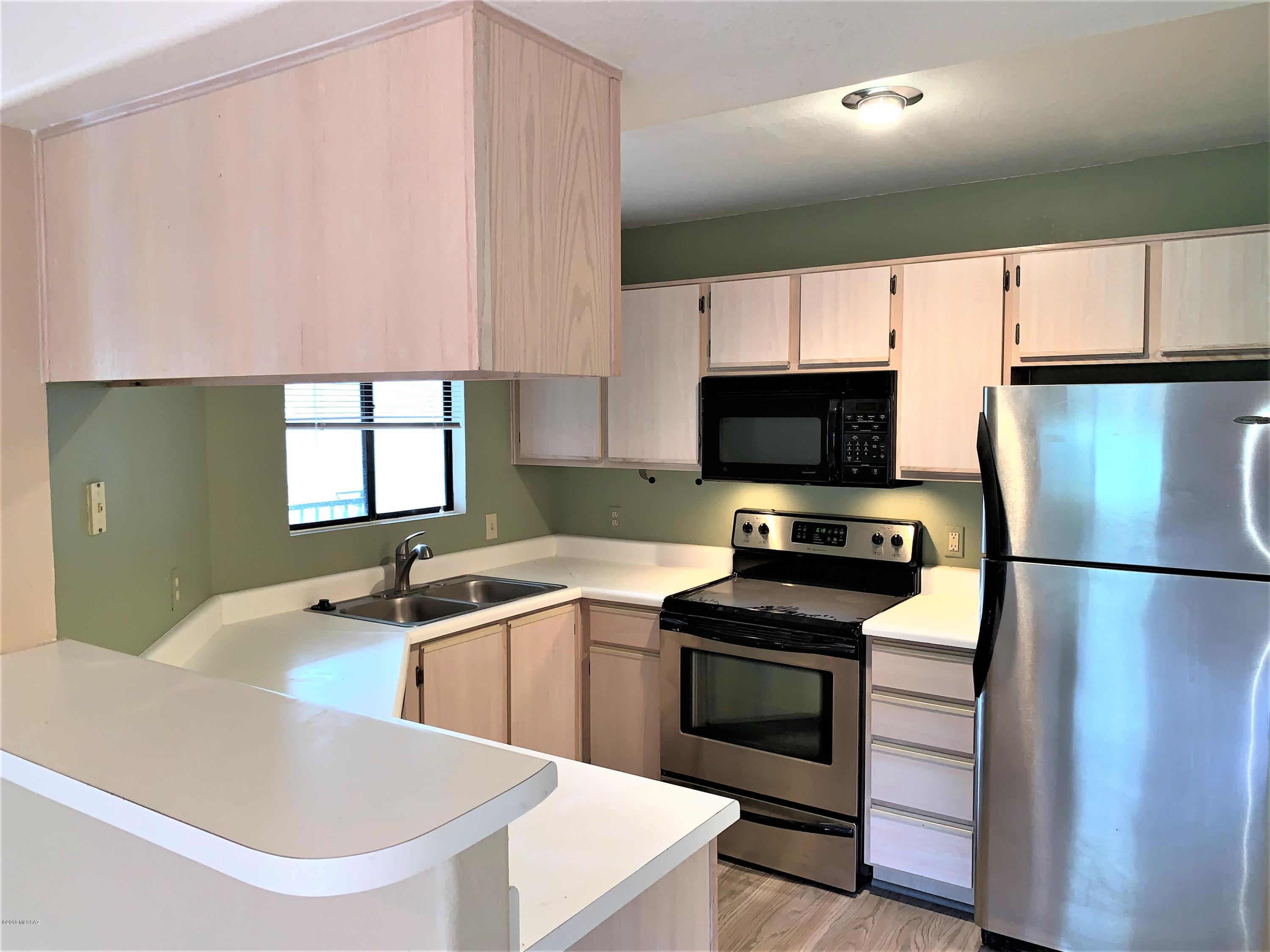 5751 N Kolb Road 28202