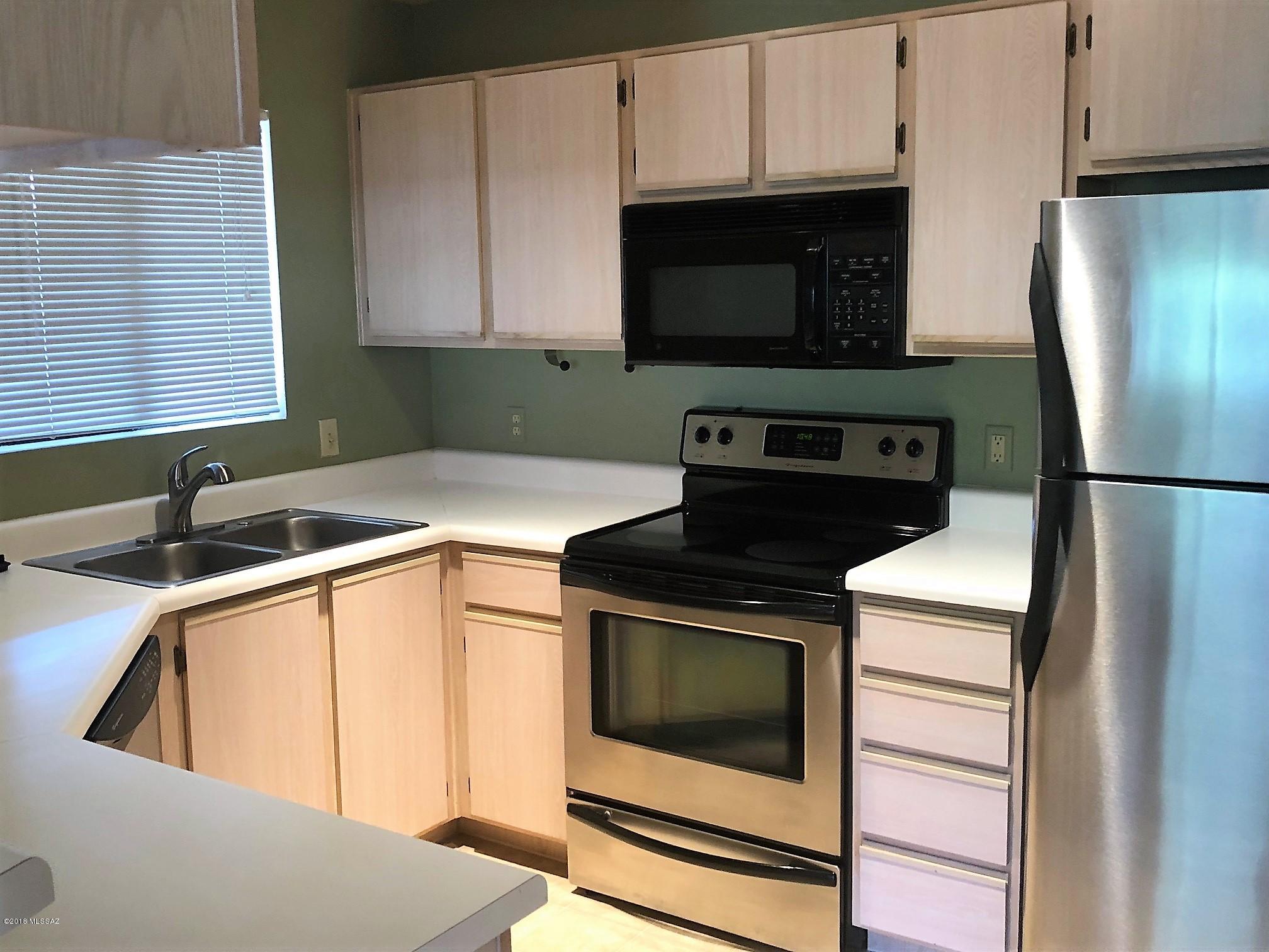 5751 N Kolb Road 28202