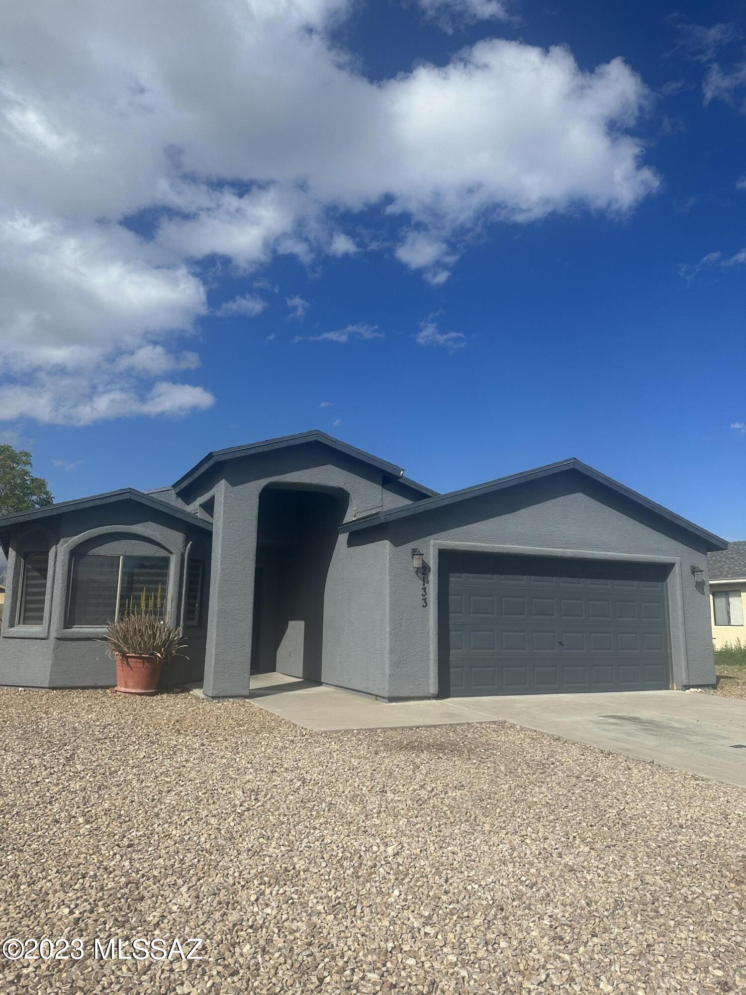 2133 E Vera Cruz Vista