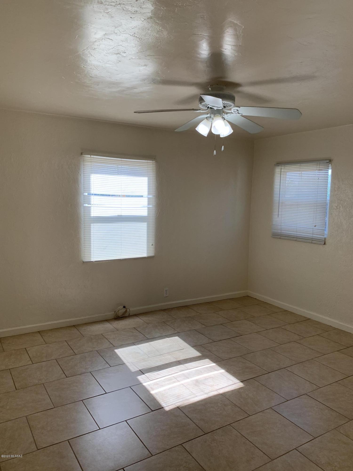 1005 E Water Street 2