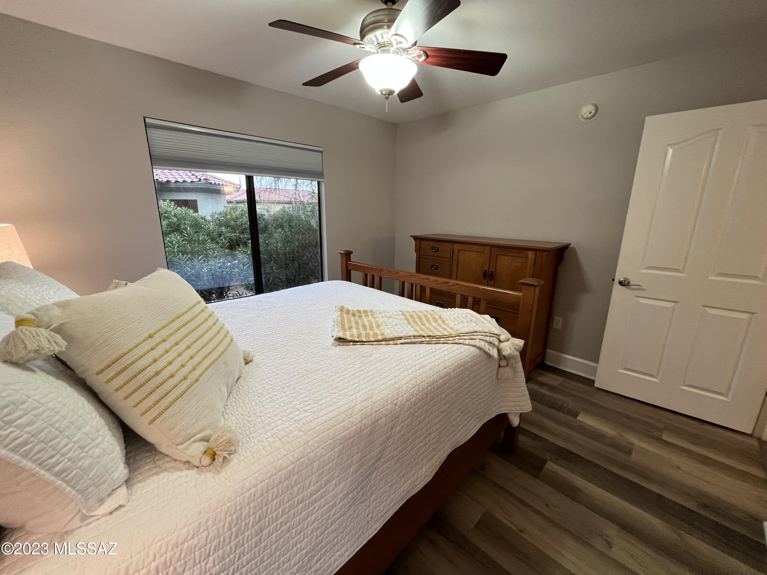 5751 N KOLB Road 40103