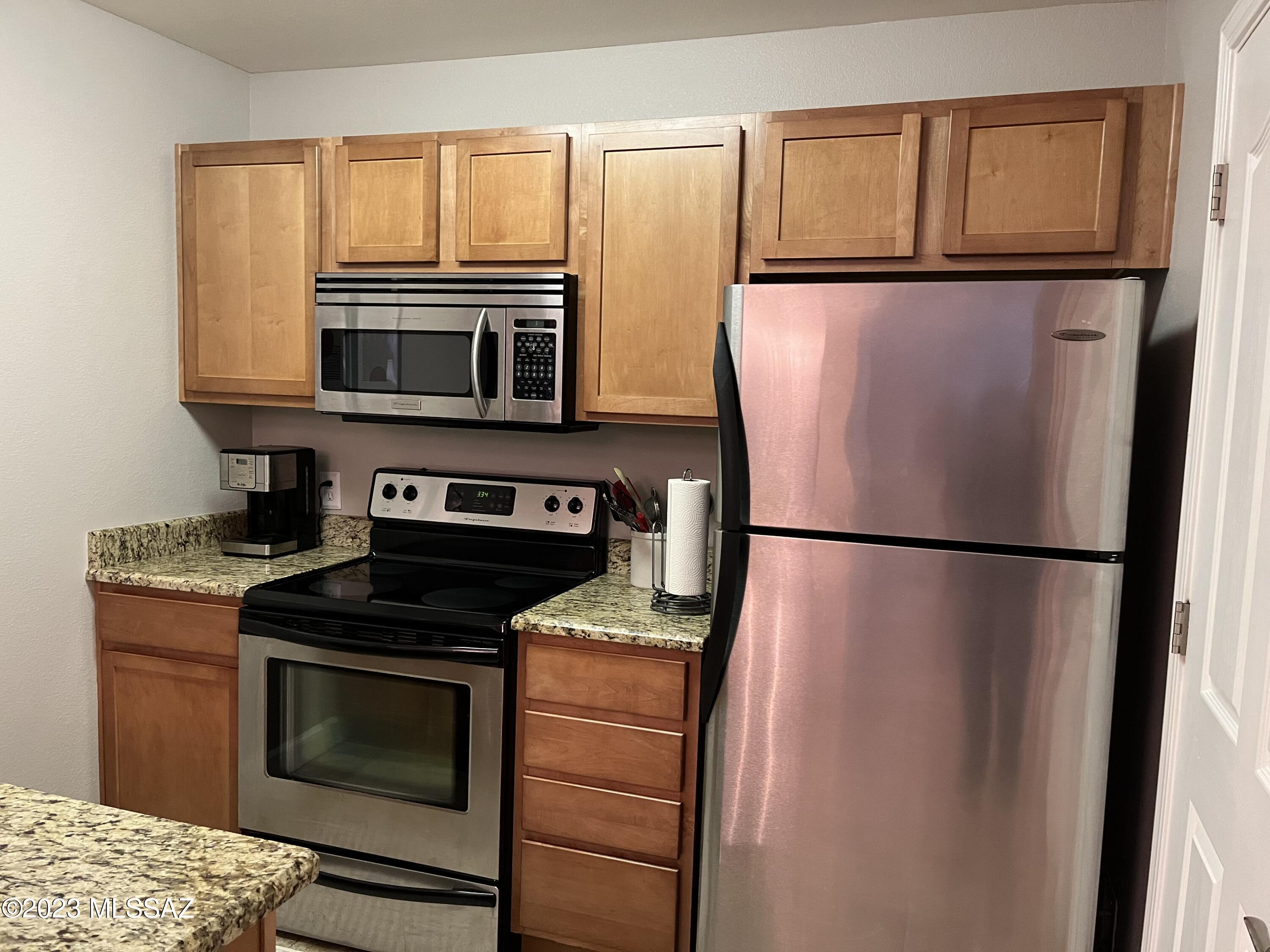 5751 N KOLB Road 40103