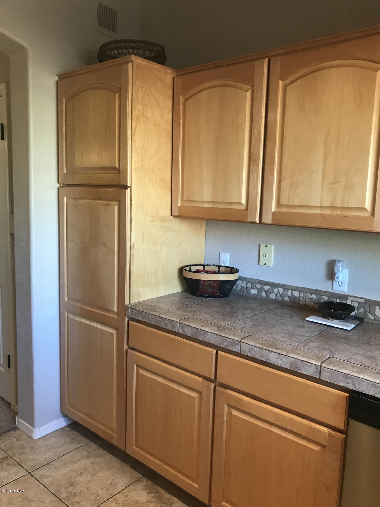 7050 E Sunrise Drive 12103