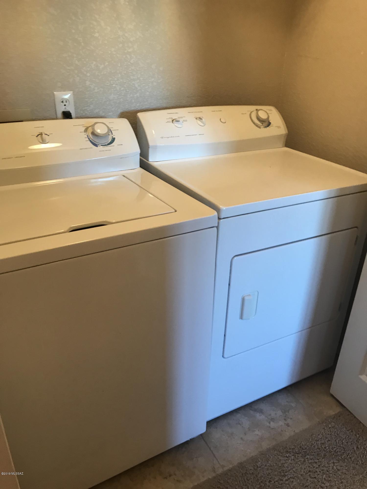 7050 E Sunrise Drive 12103