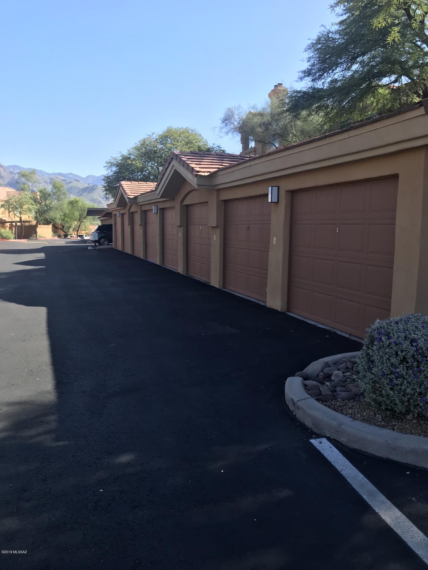 7050 E Sunrise Drive 12103