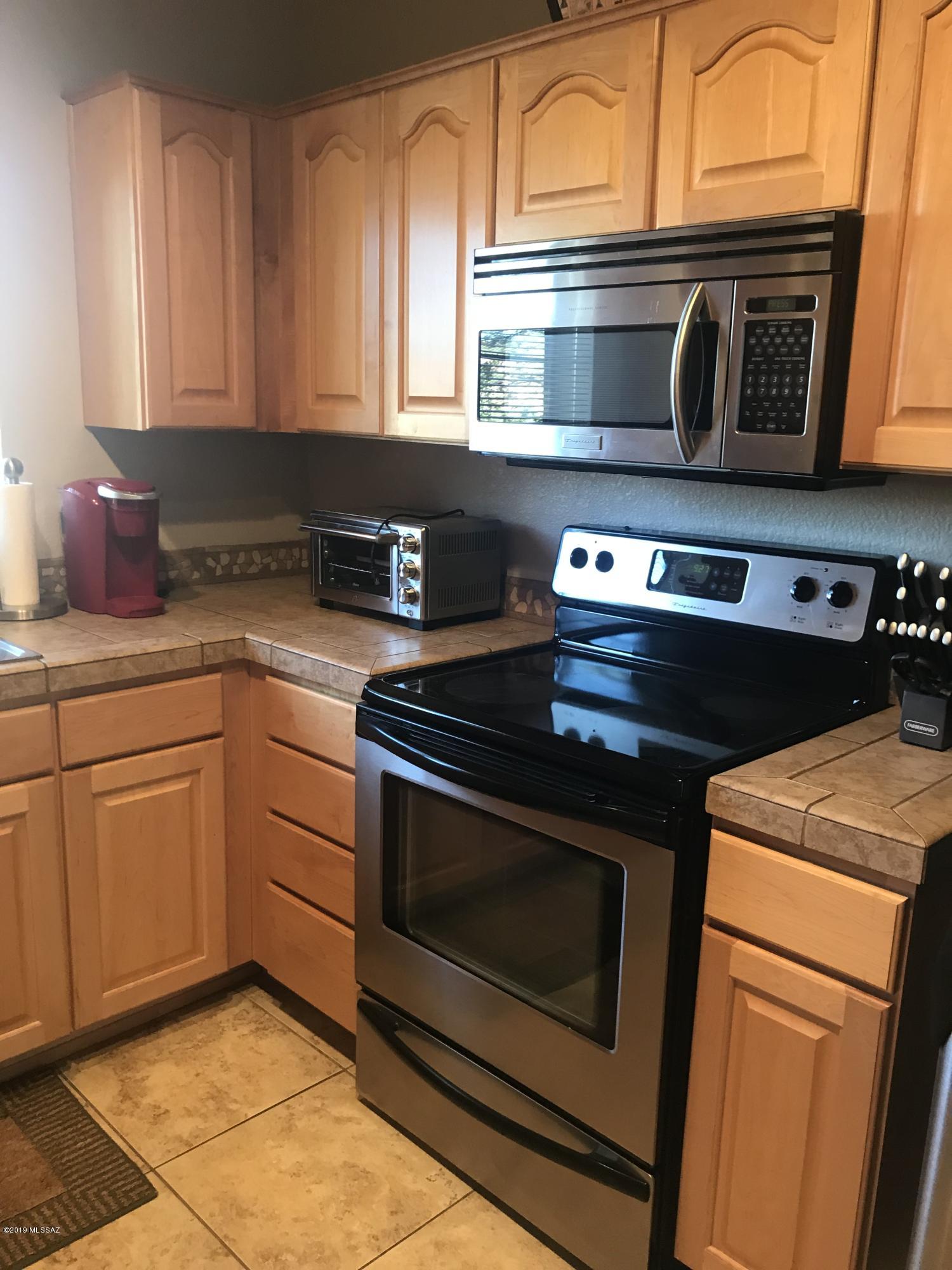 7050 E Sunrise Drive 12103