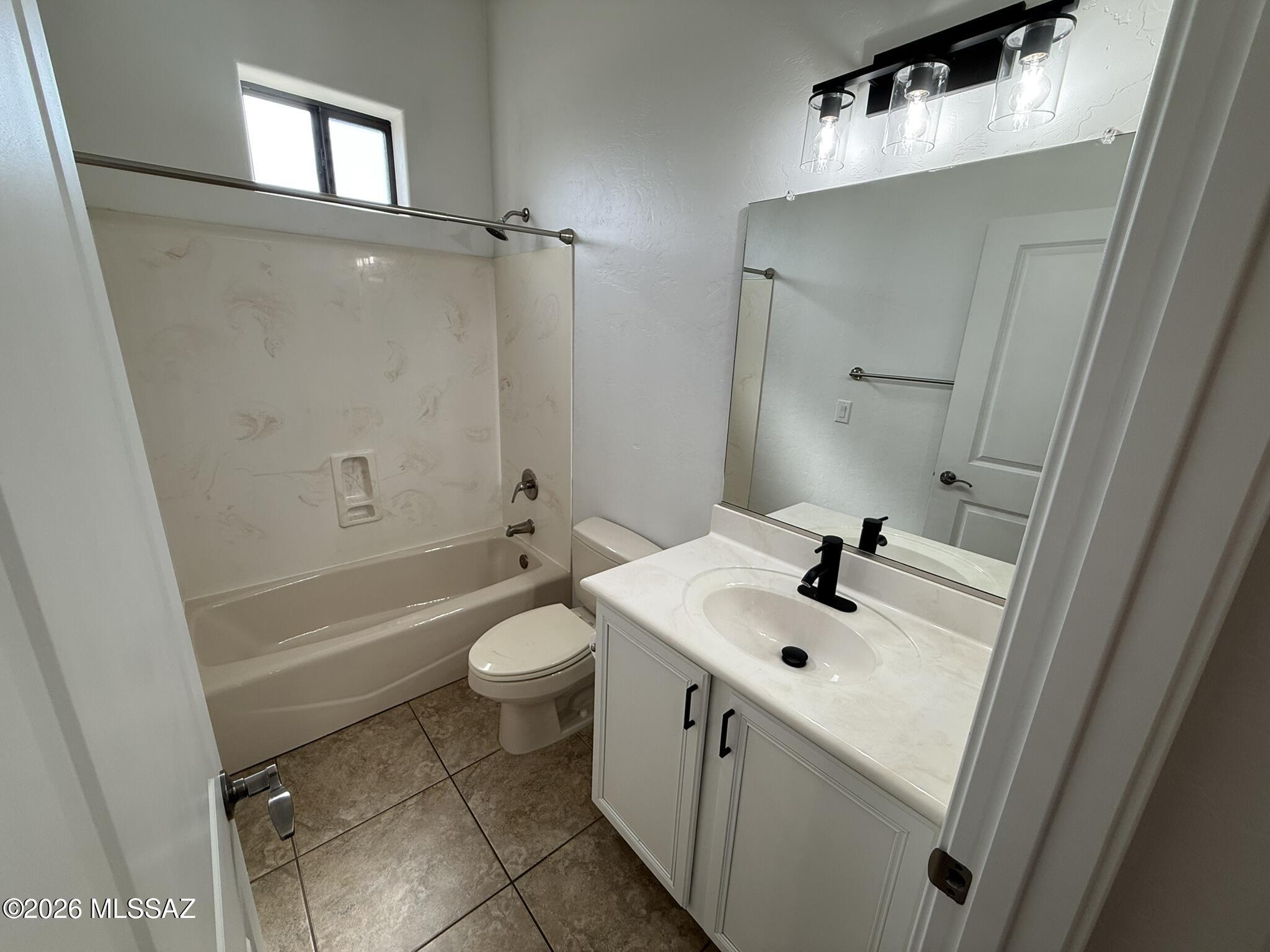 2028 E River Road 203