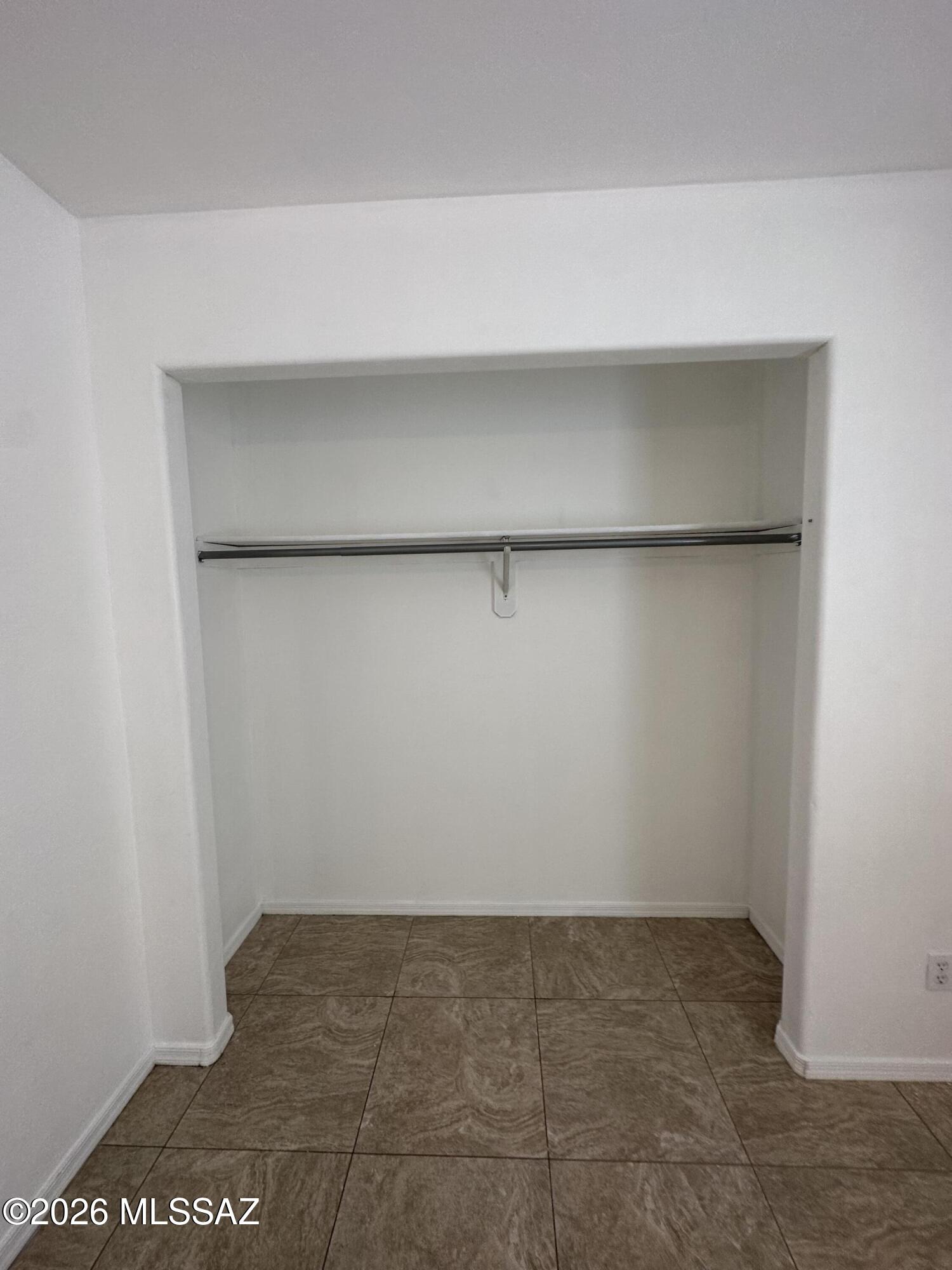 1005 E Water Street 1