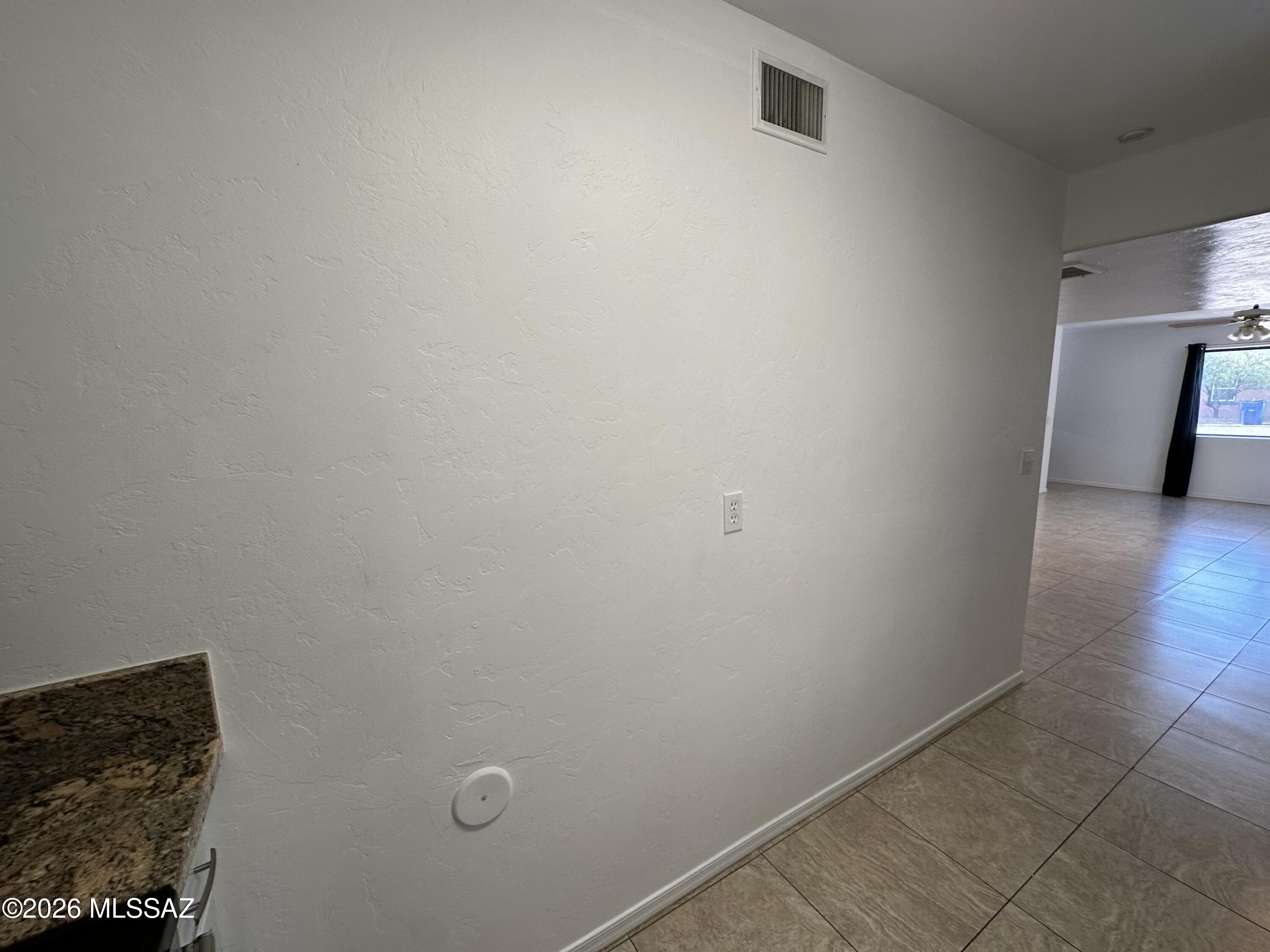 1005 E Water Street 1