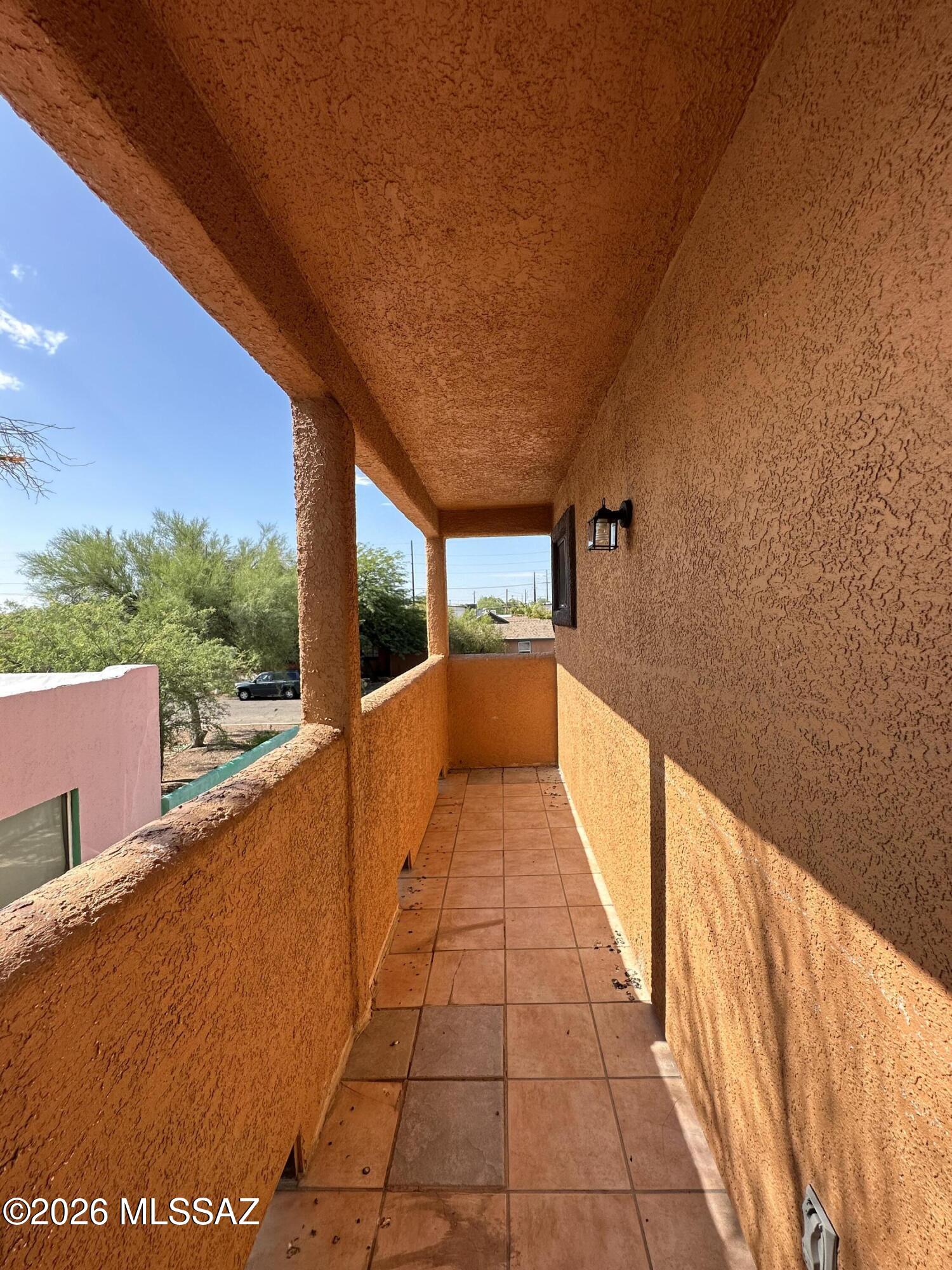 1005 E Water Street 1