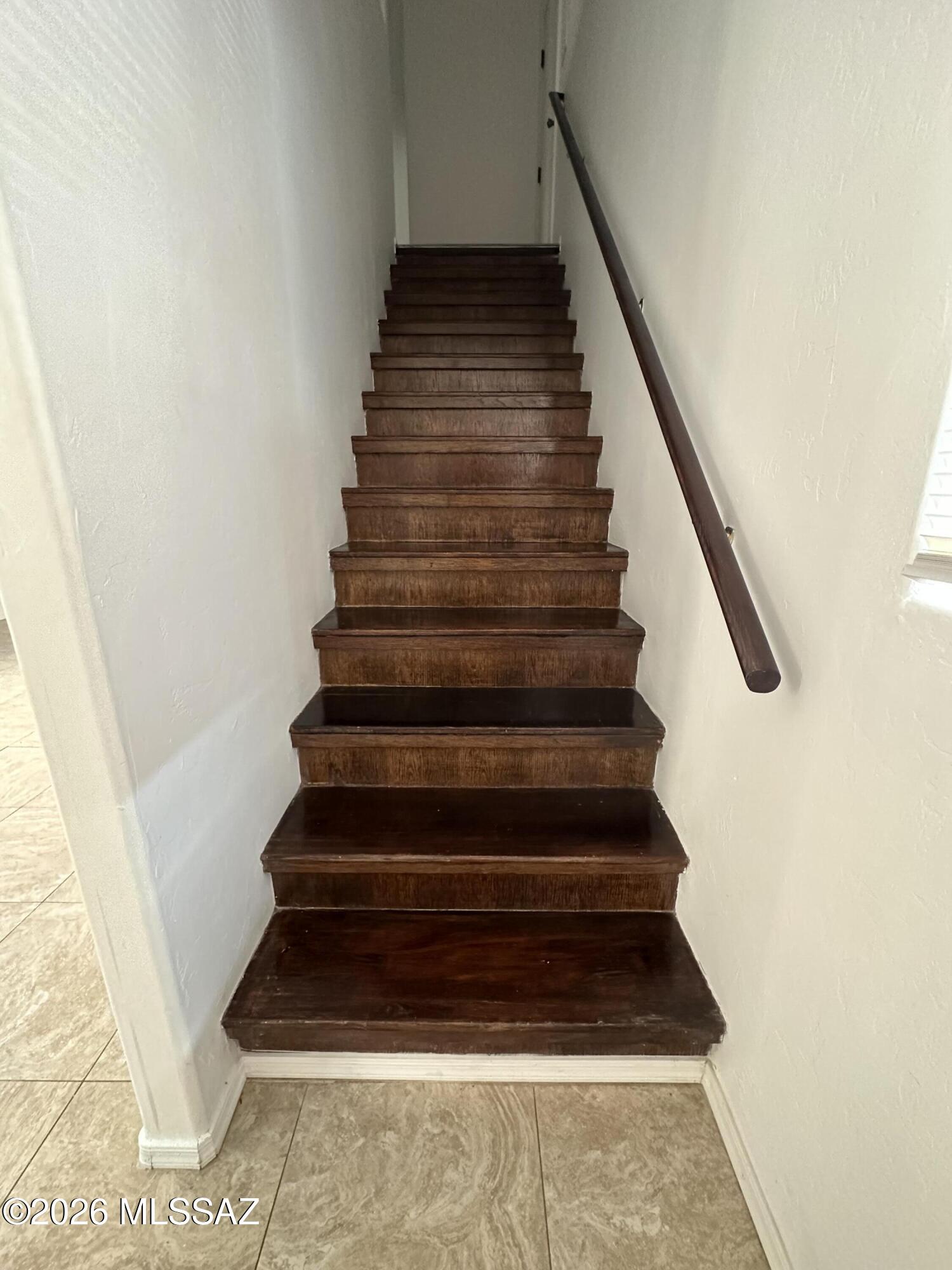 1005 E Water Street 1