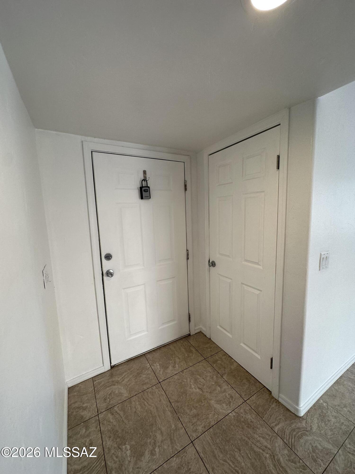 1005 E Water Street 1