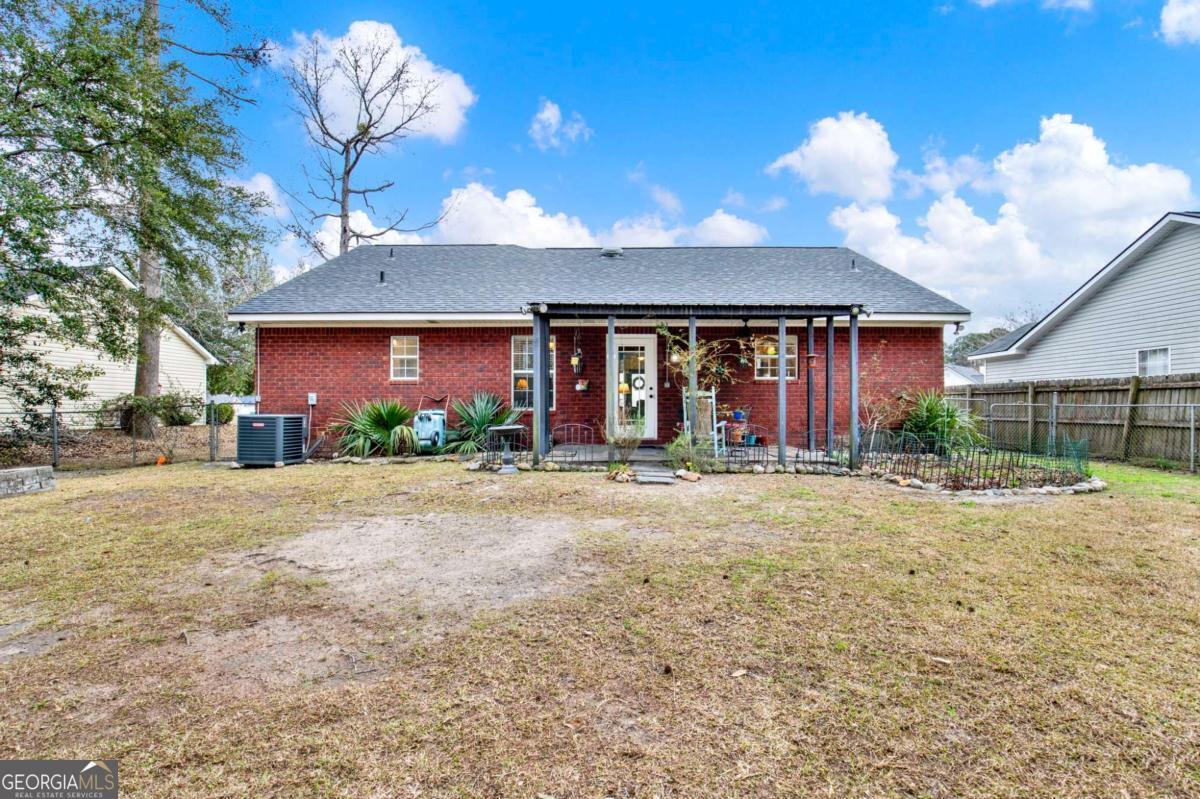 120 Four Oaks Court