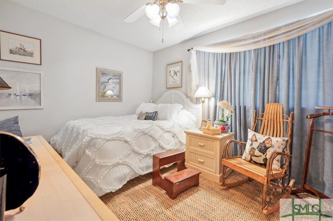 200 E Point Drive