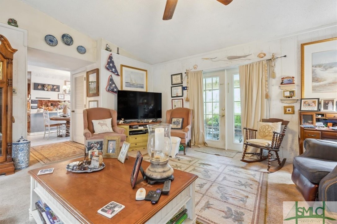 200 E Point Drive