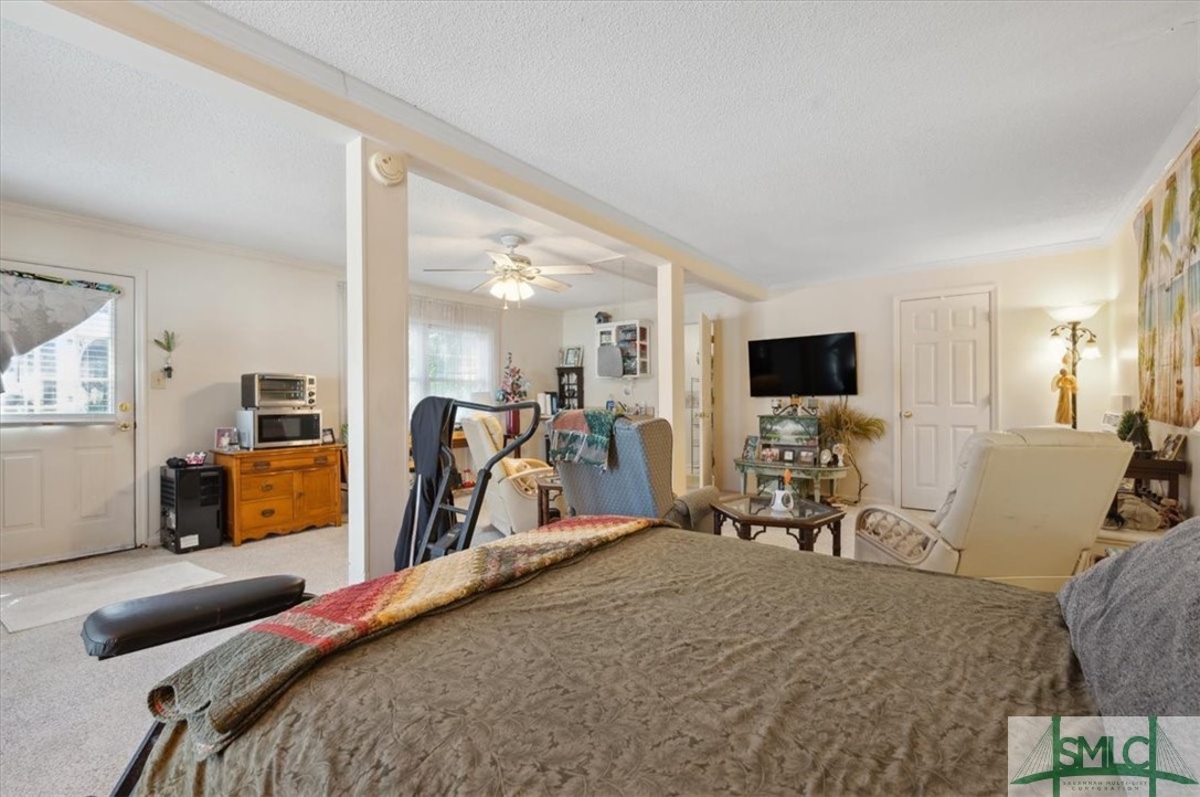 200 E Point Drive