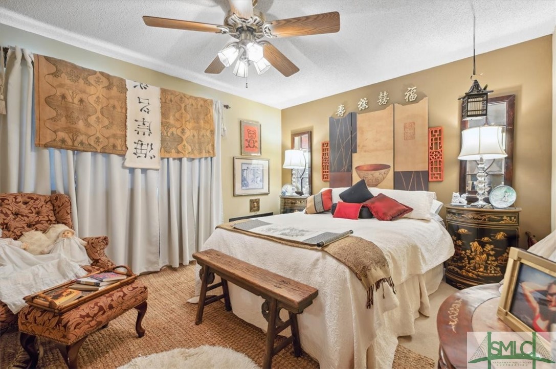 200 E Point Drive
