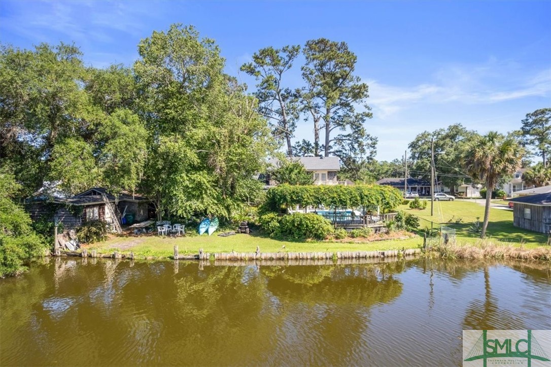 200 E Point Drive