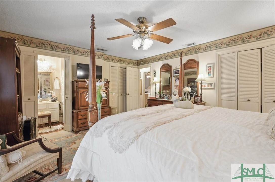 200 E Point Drive