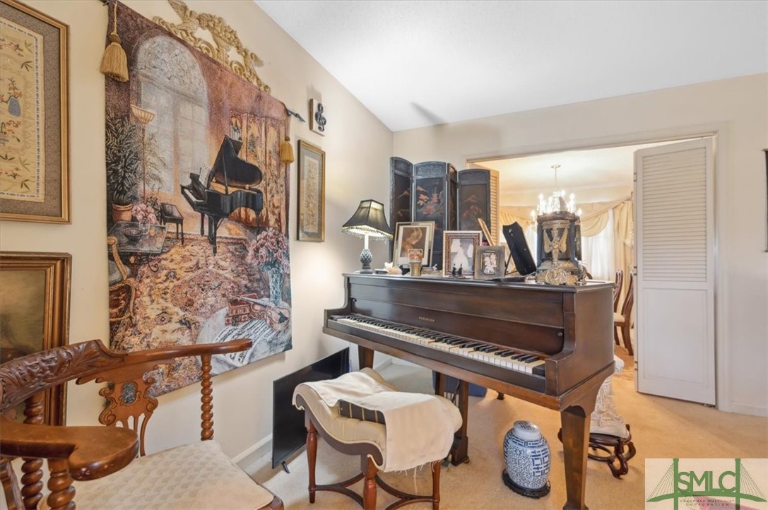200 E Point Drive