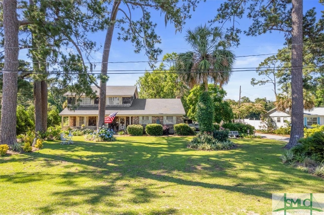 200 E Point Drive