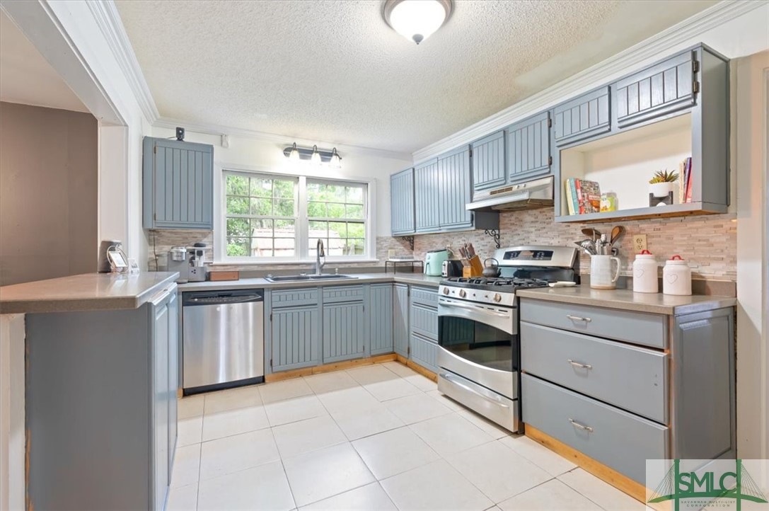 2128 Bacon Park Drive
