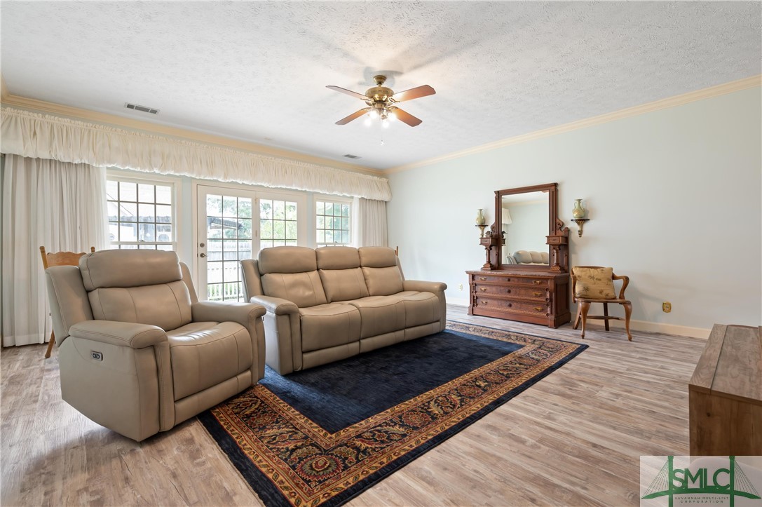 22 Wild Oak Road
