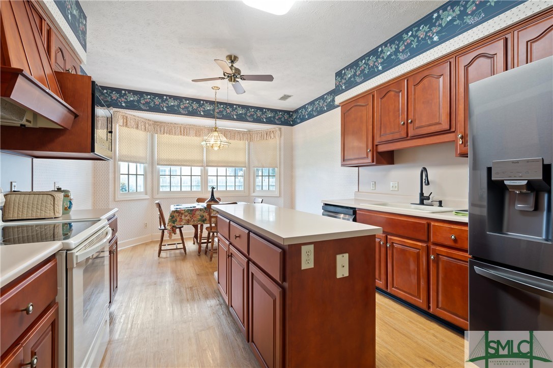 22 Wild Oak Road