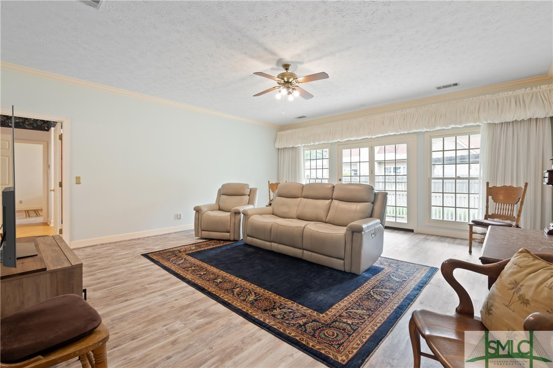 22 Wild Oak Road