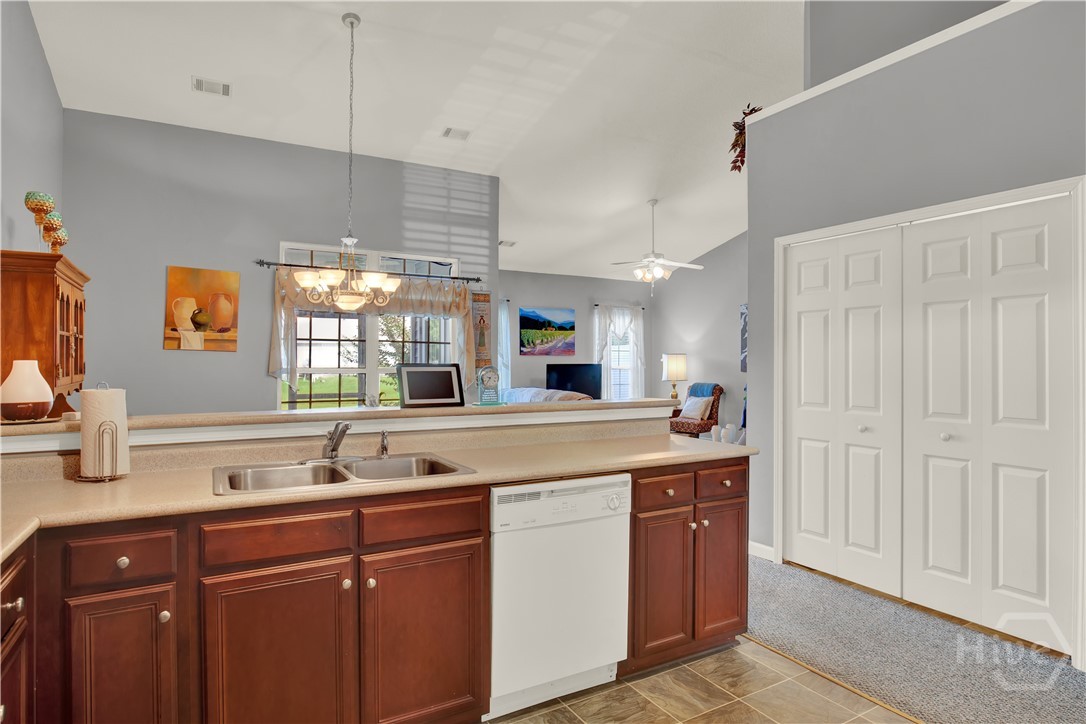 63 Stonelake Circle
