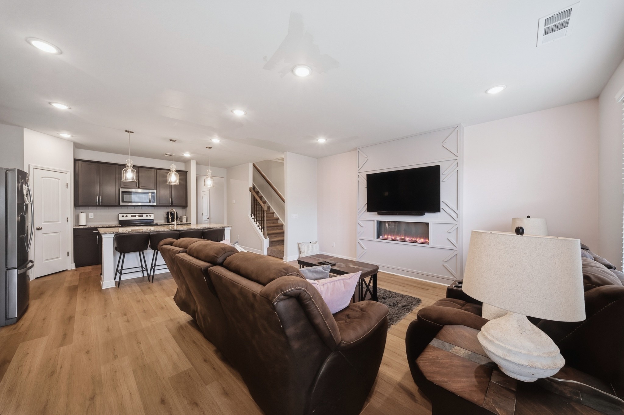 3050 Duvall Dr