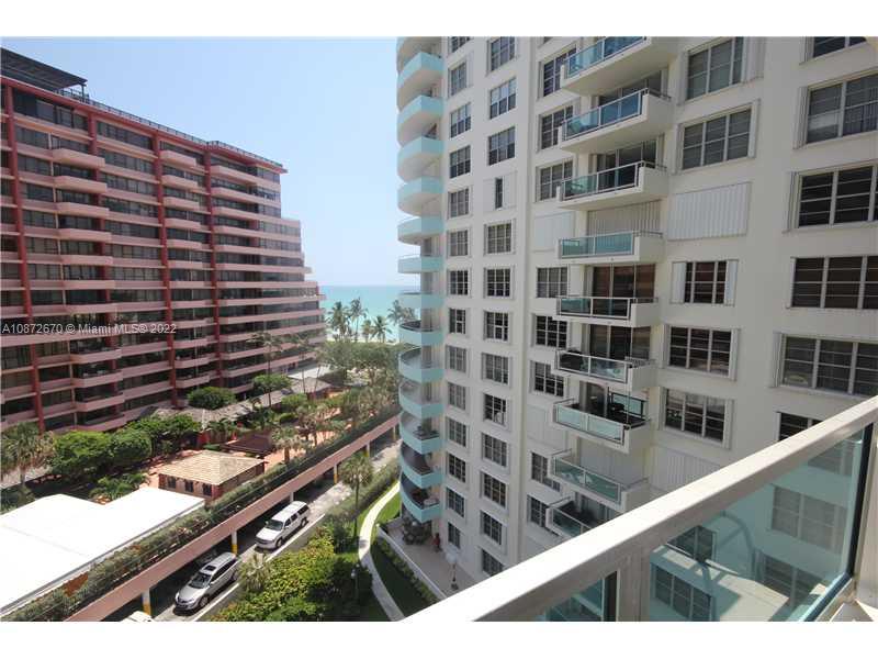 5161 Collins Ave # 902