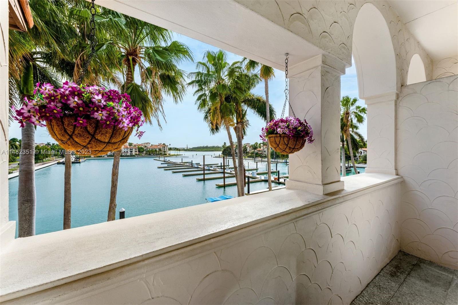 40305 Fisher Island Dr # 40305