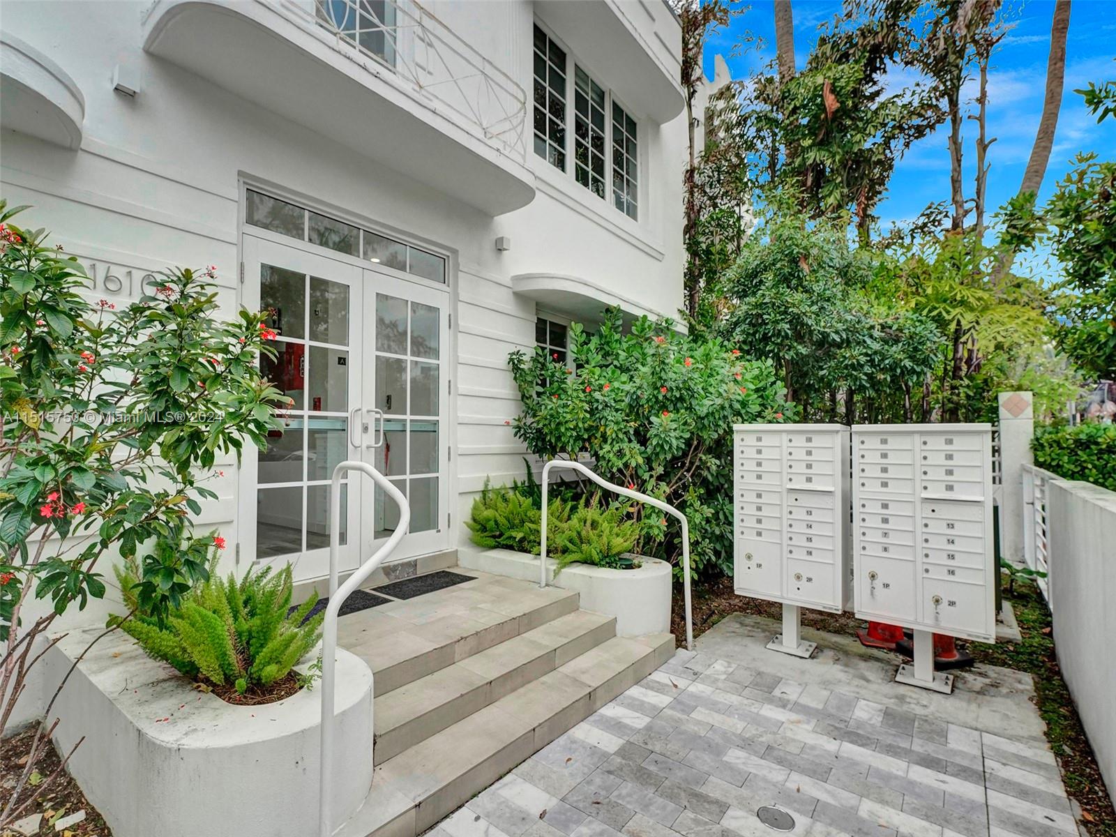 1610 Euclid Ave # A104