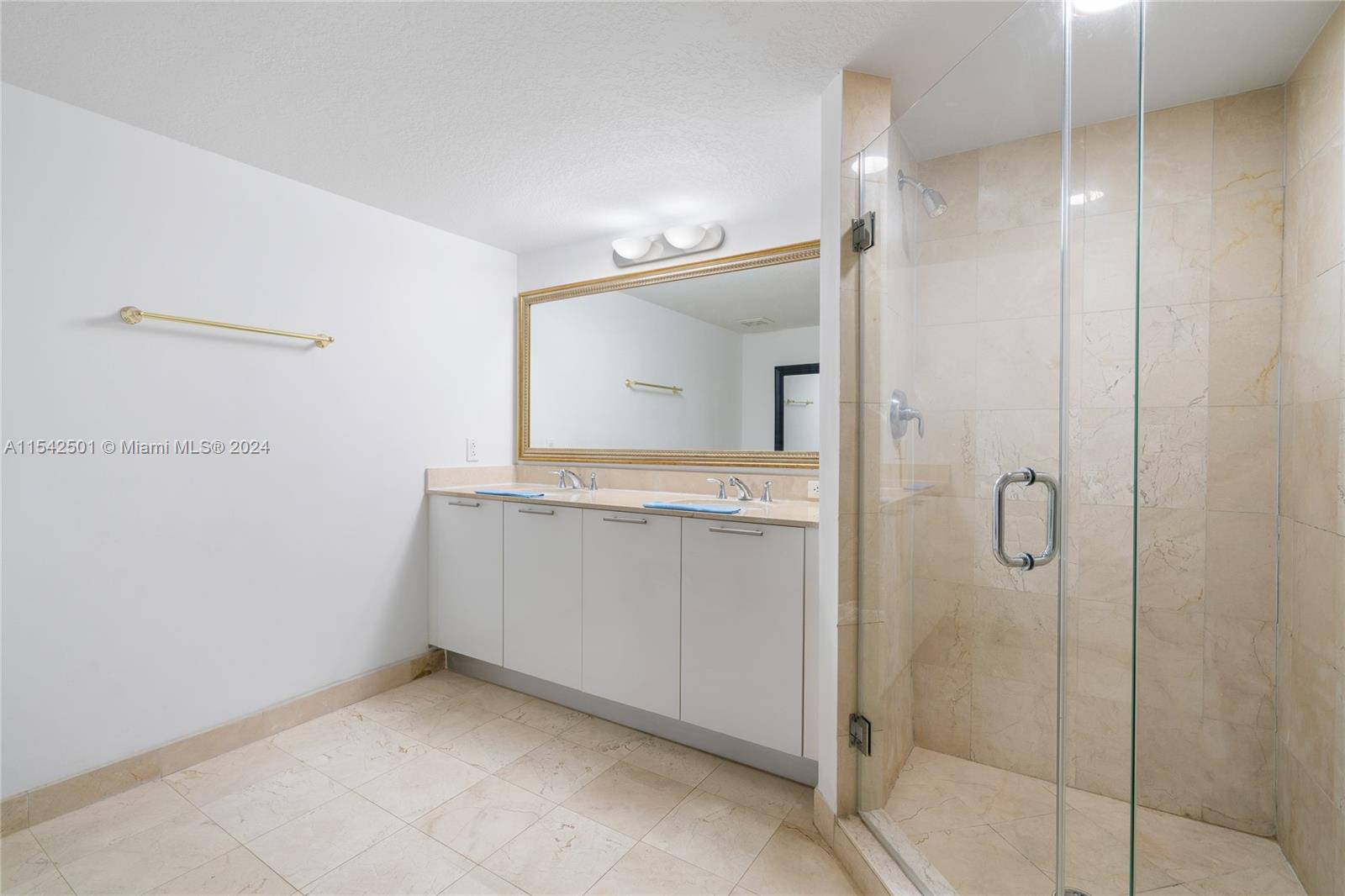 1800 N Bayshore Dr # 2114, Miami, FL 33132