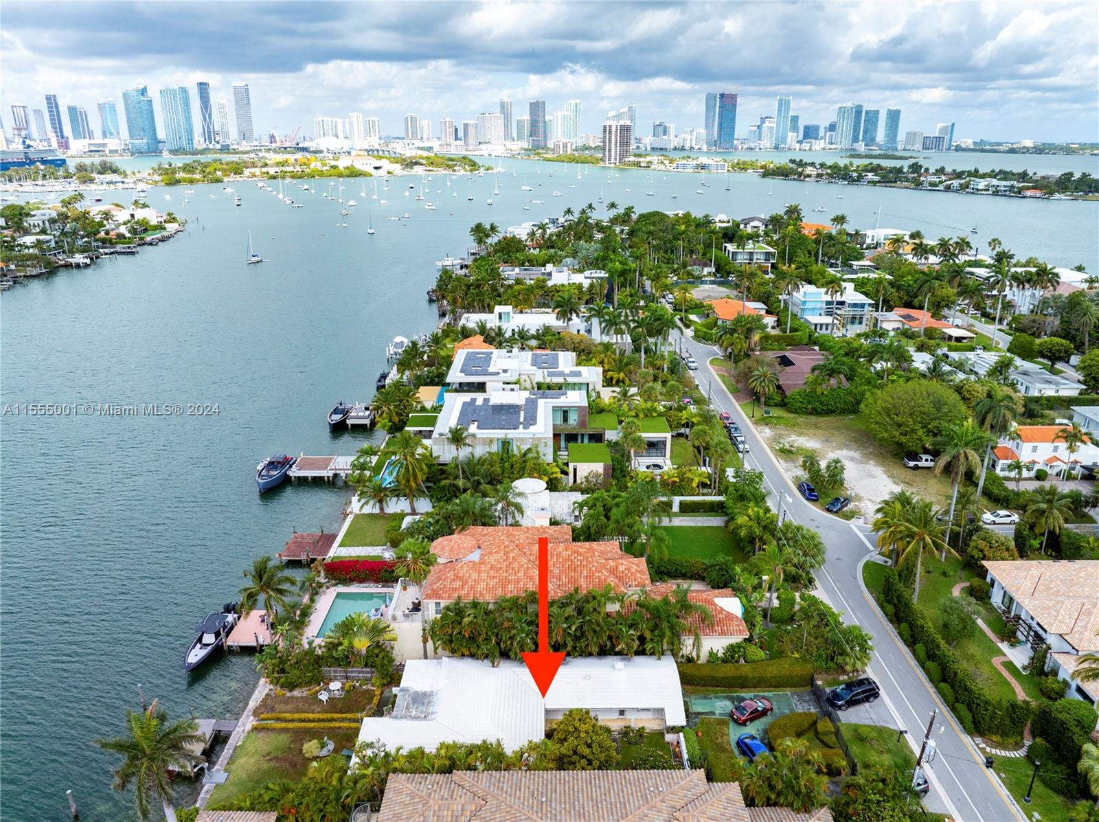 290 S Hibiscus Dr