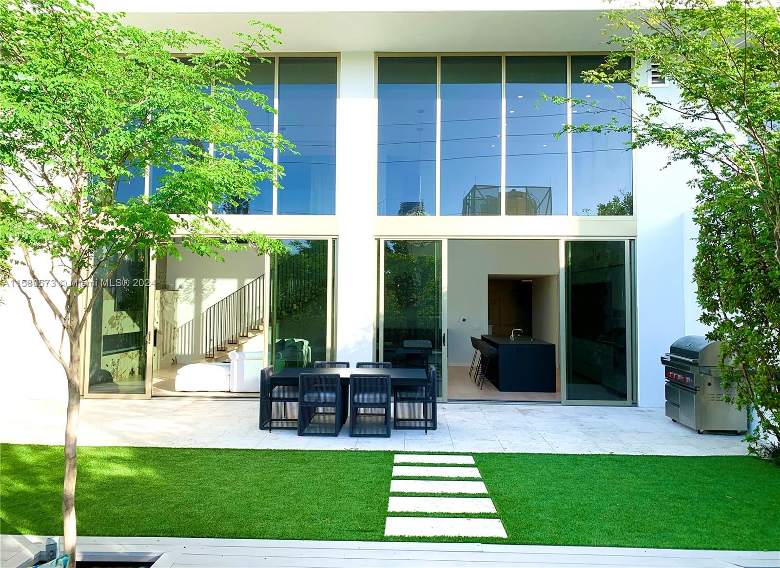 300 Collins Ave # 2C