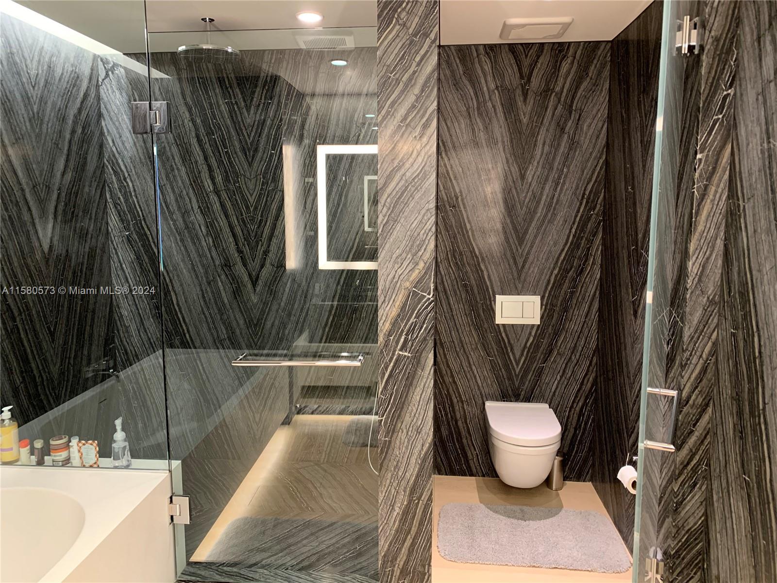 300 Collins Ave # 2C