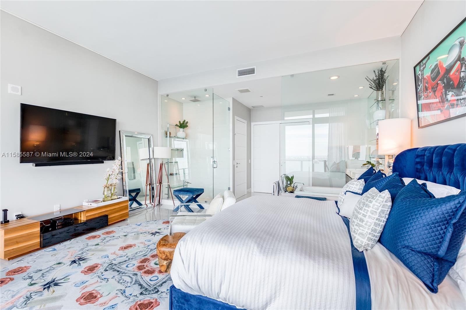 460 NE 28th St # 4003 Unit: PH 4003