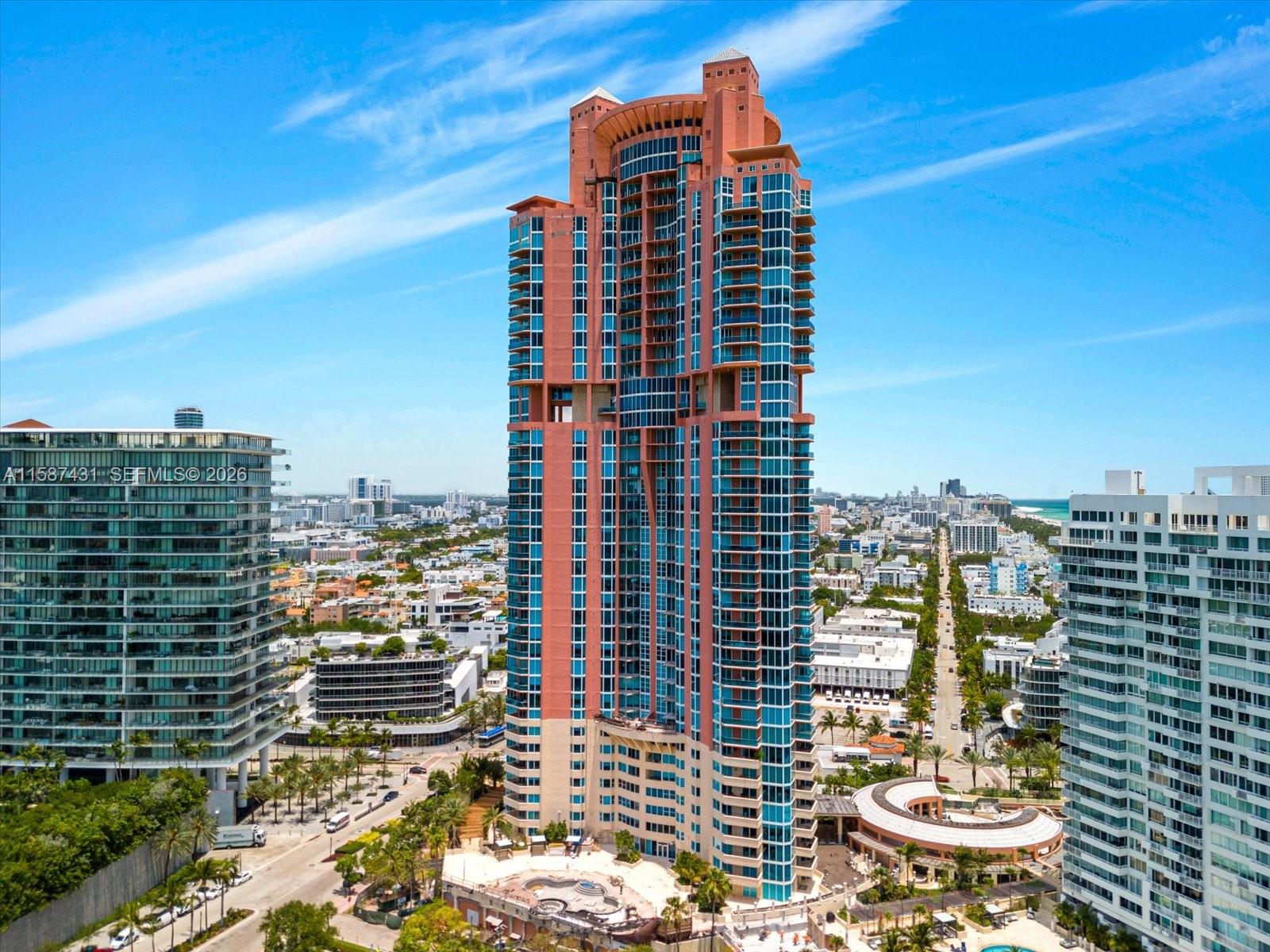 300 S Pointe Dr # 1001