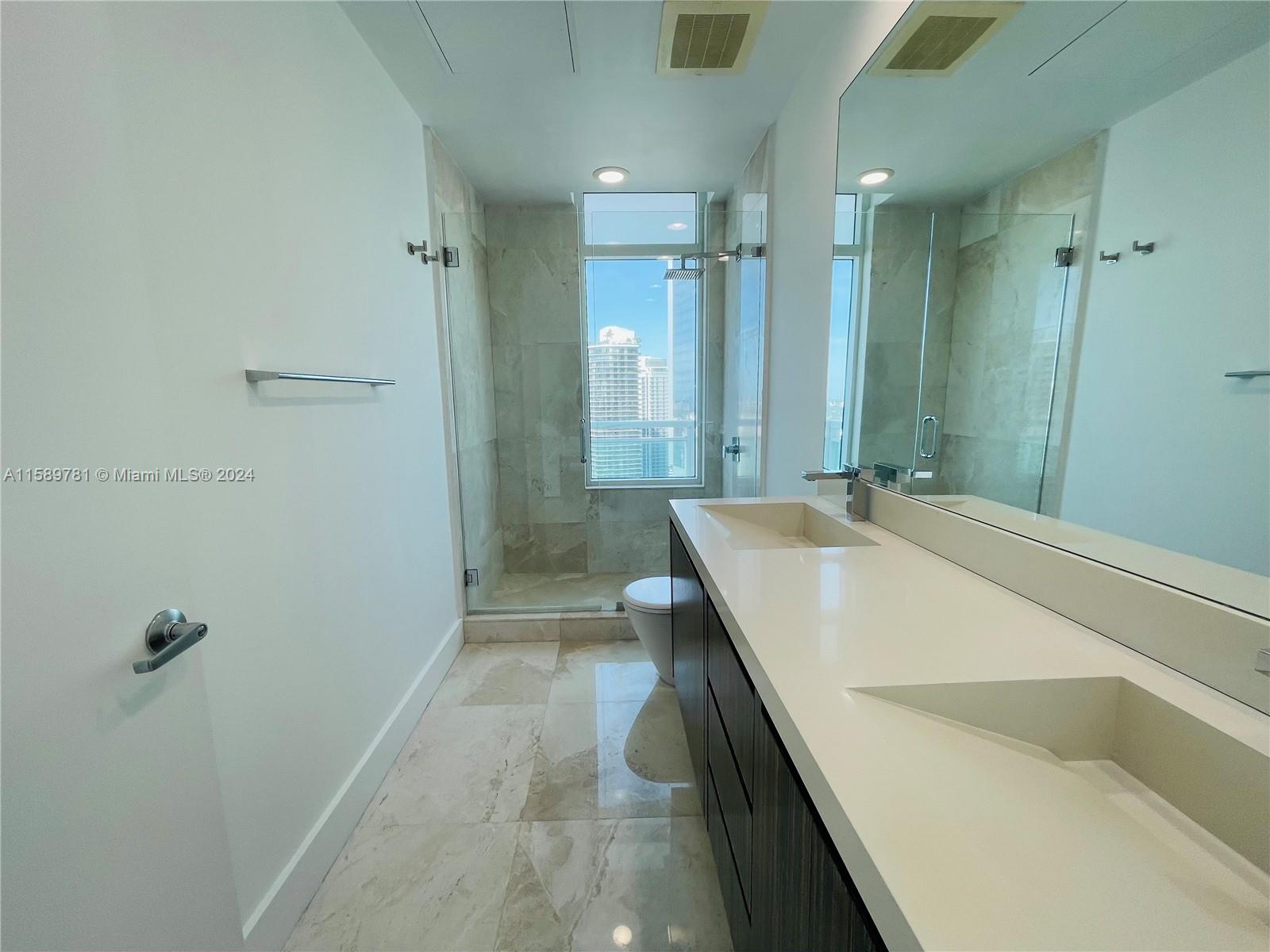 950 Brickell Bay Dr # 4401
