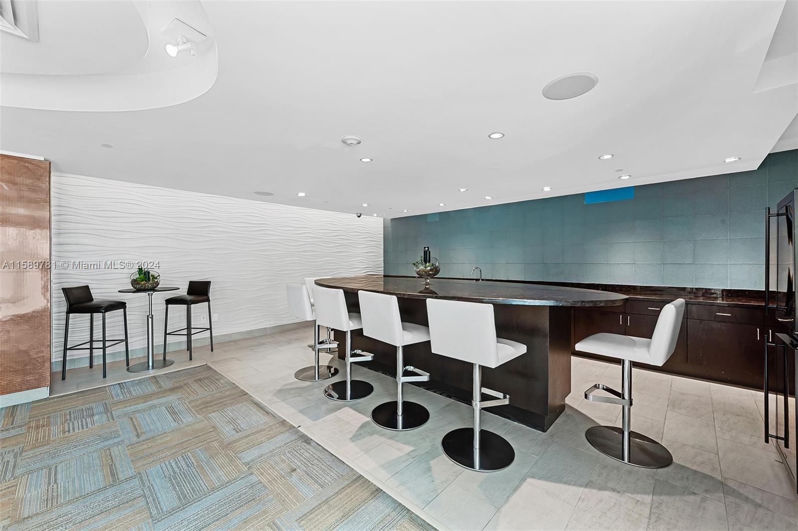 950 Brickell Bay Dr # 4401