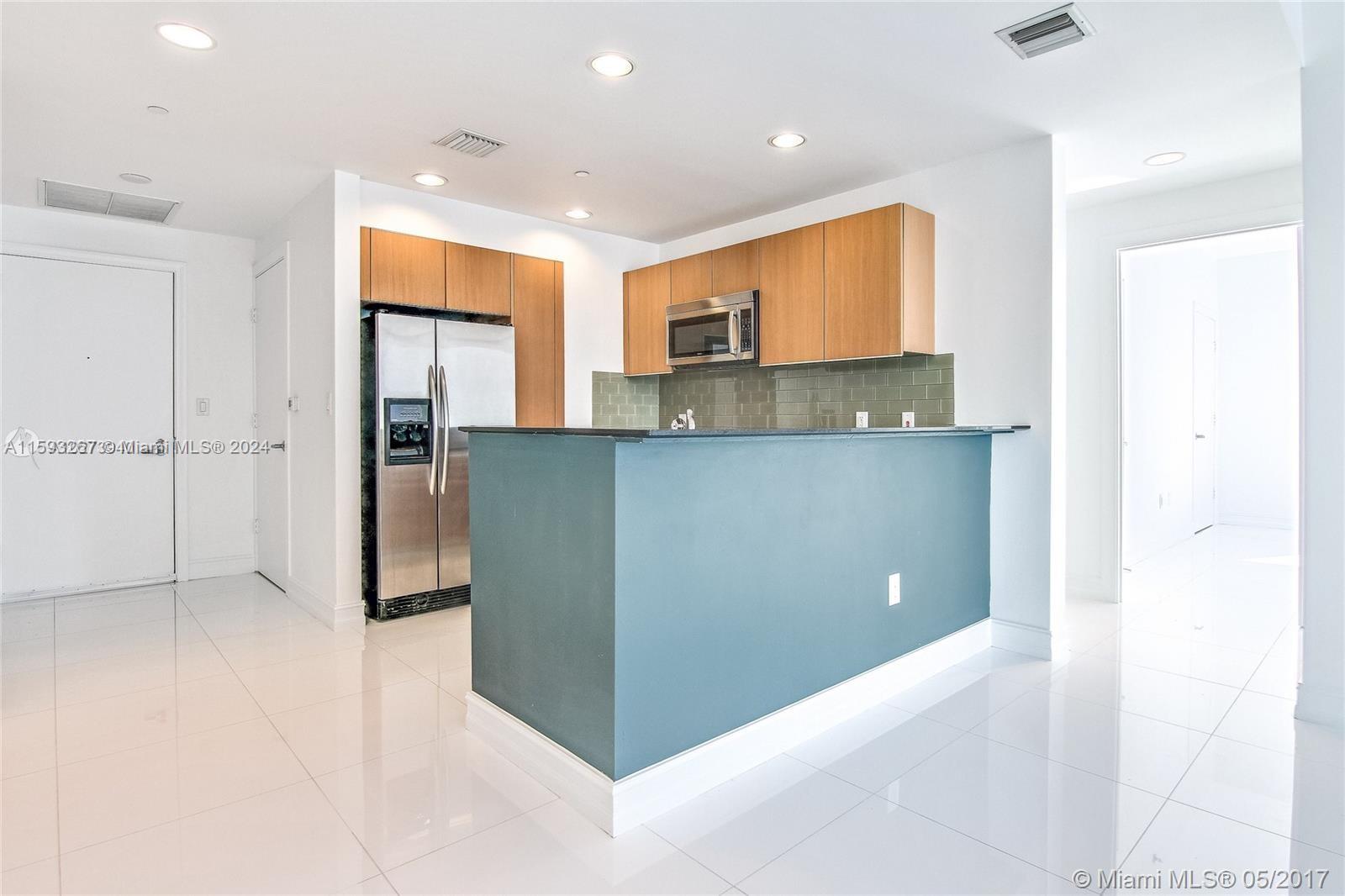 1060 Brickell Ave # 2911