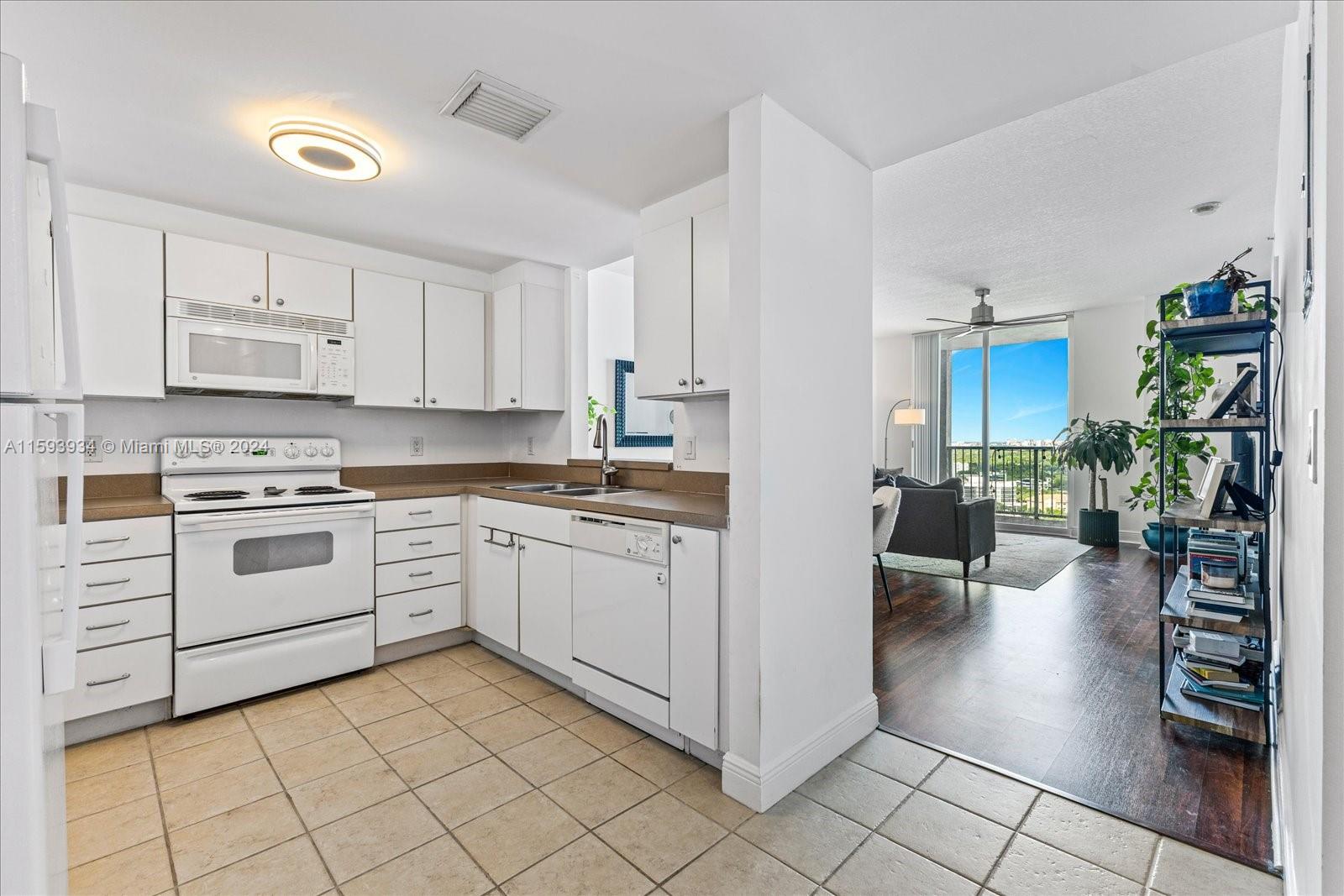 1250 S Miami Ave Unit: 2209