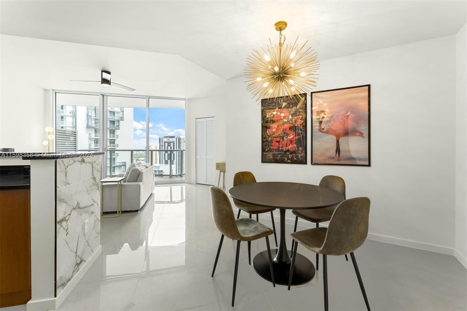 300 S Biscayne Blvd # 3407 Unit: T-3407