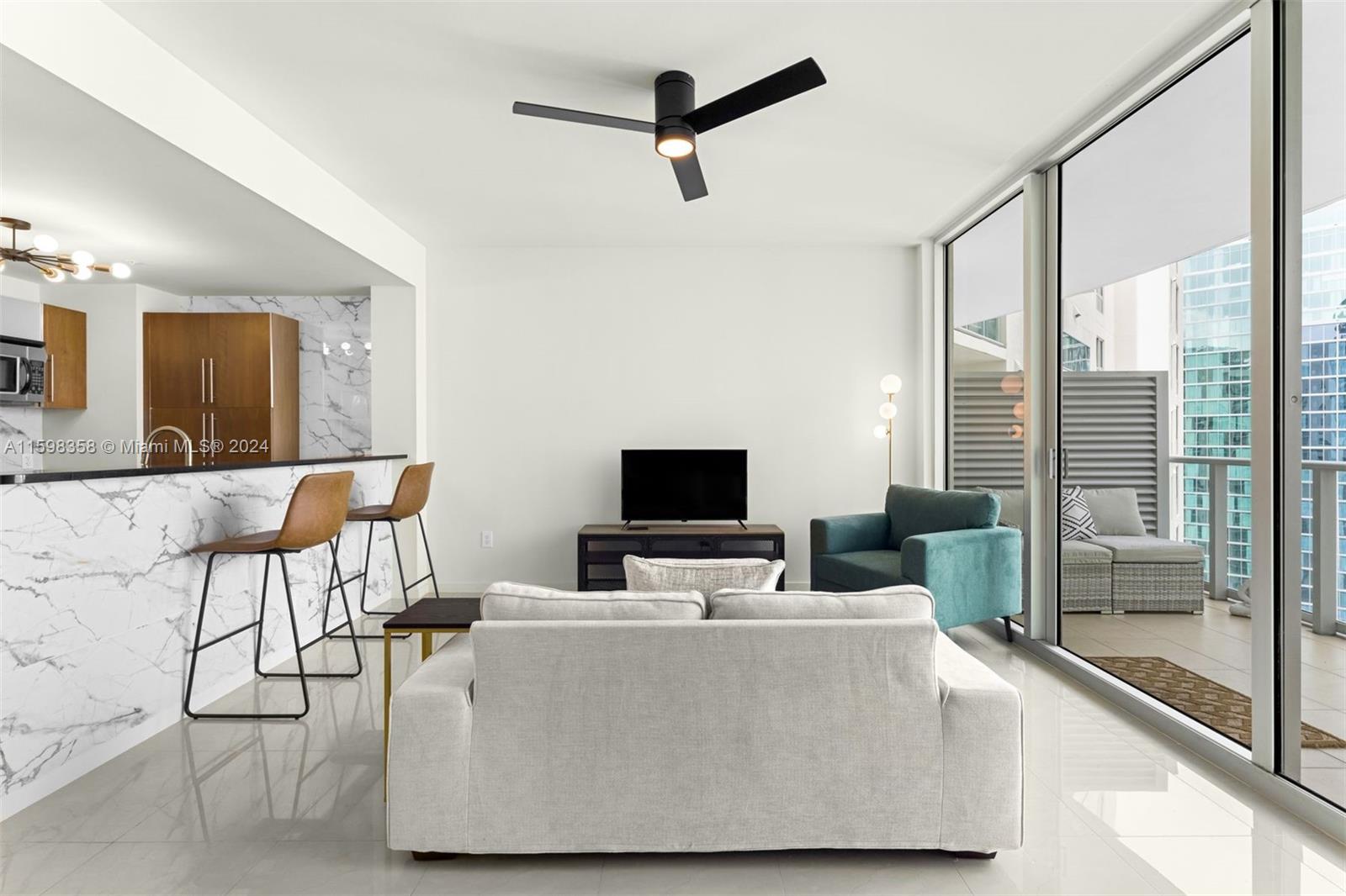 300 S Biscayne Blvd # 3407 Unit: T-3407